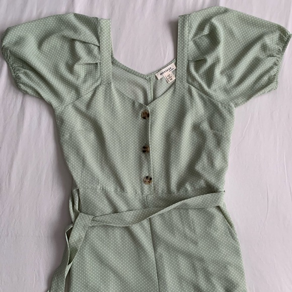 Women’s Mint Green Short Sleeved Jumpsuit w/ White Polka Dots - Picture 1 of 4